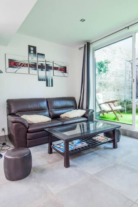 Appartement Avec Jardin Interieur 4 Pers Centre Ville Nemours Exteriör bild